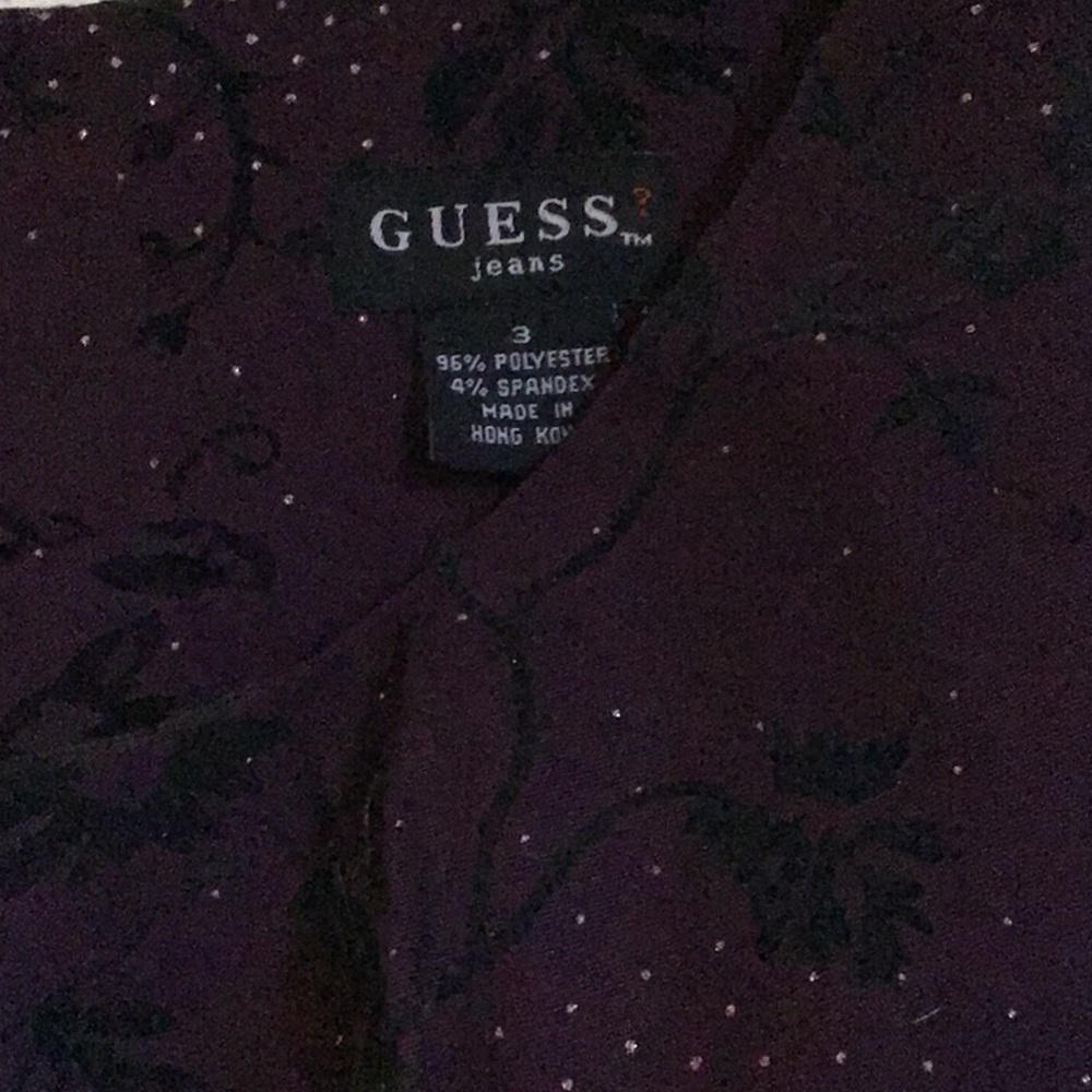 Guess - Picture 2 of 3